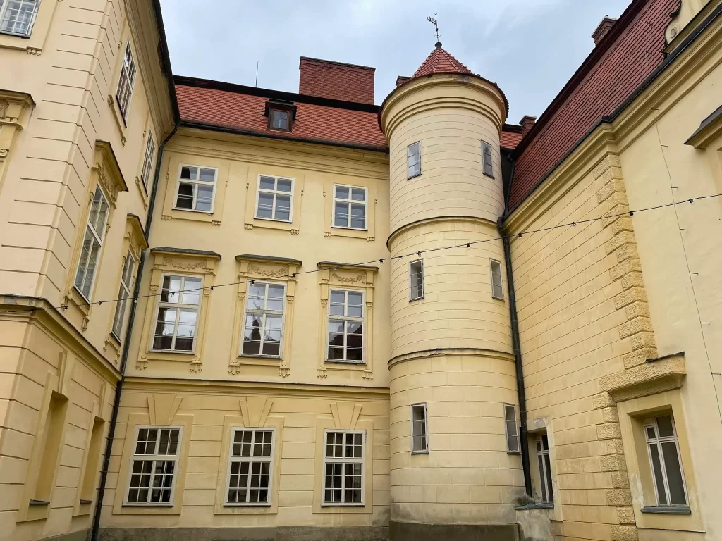 Zamek Bystrice pod Hostynem