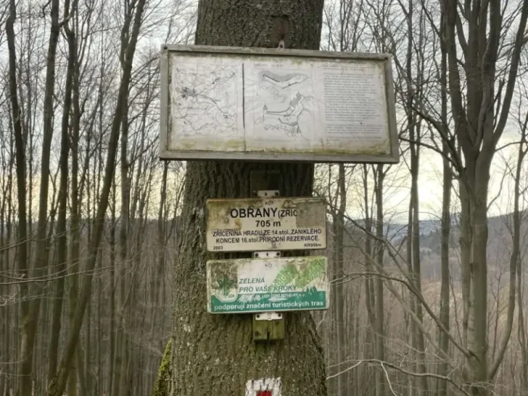 hrad Obřany